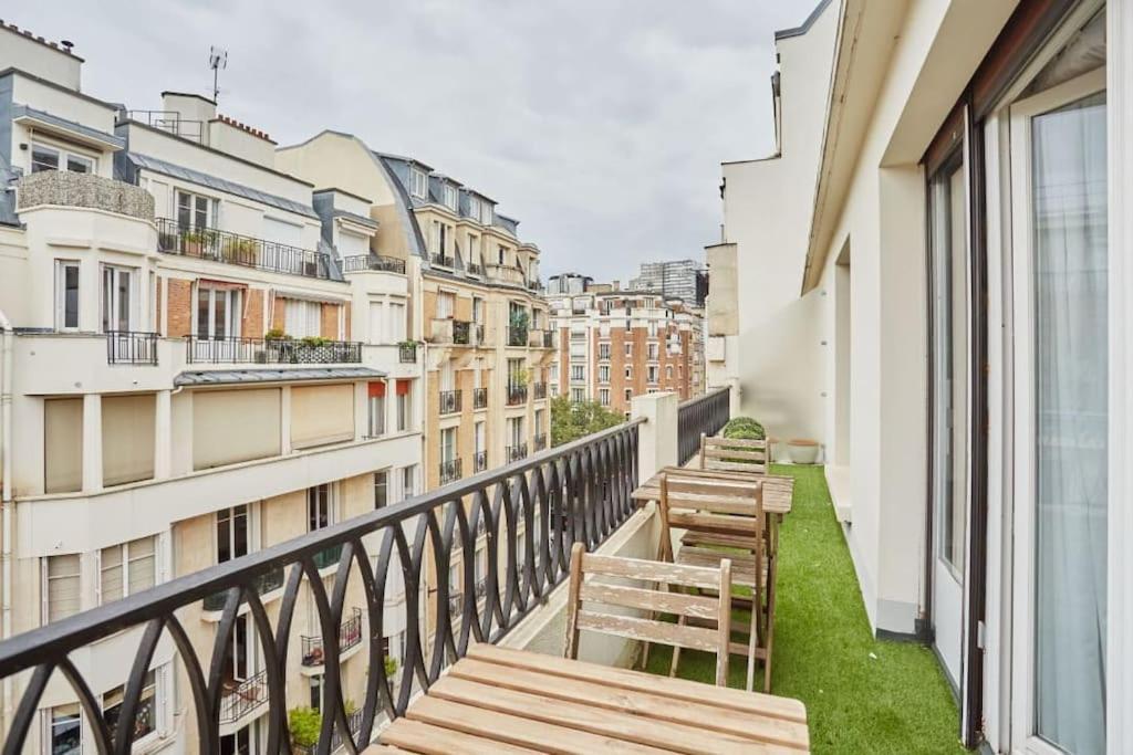 Rent A Room Apartments - Degas Paris Exteriör bild