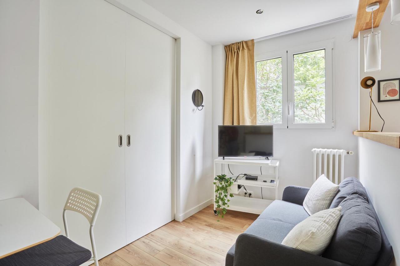 Rent A Room Apartments - Degas Paris Exteriör bild