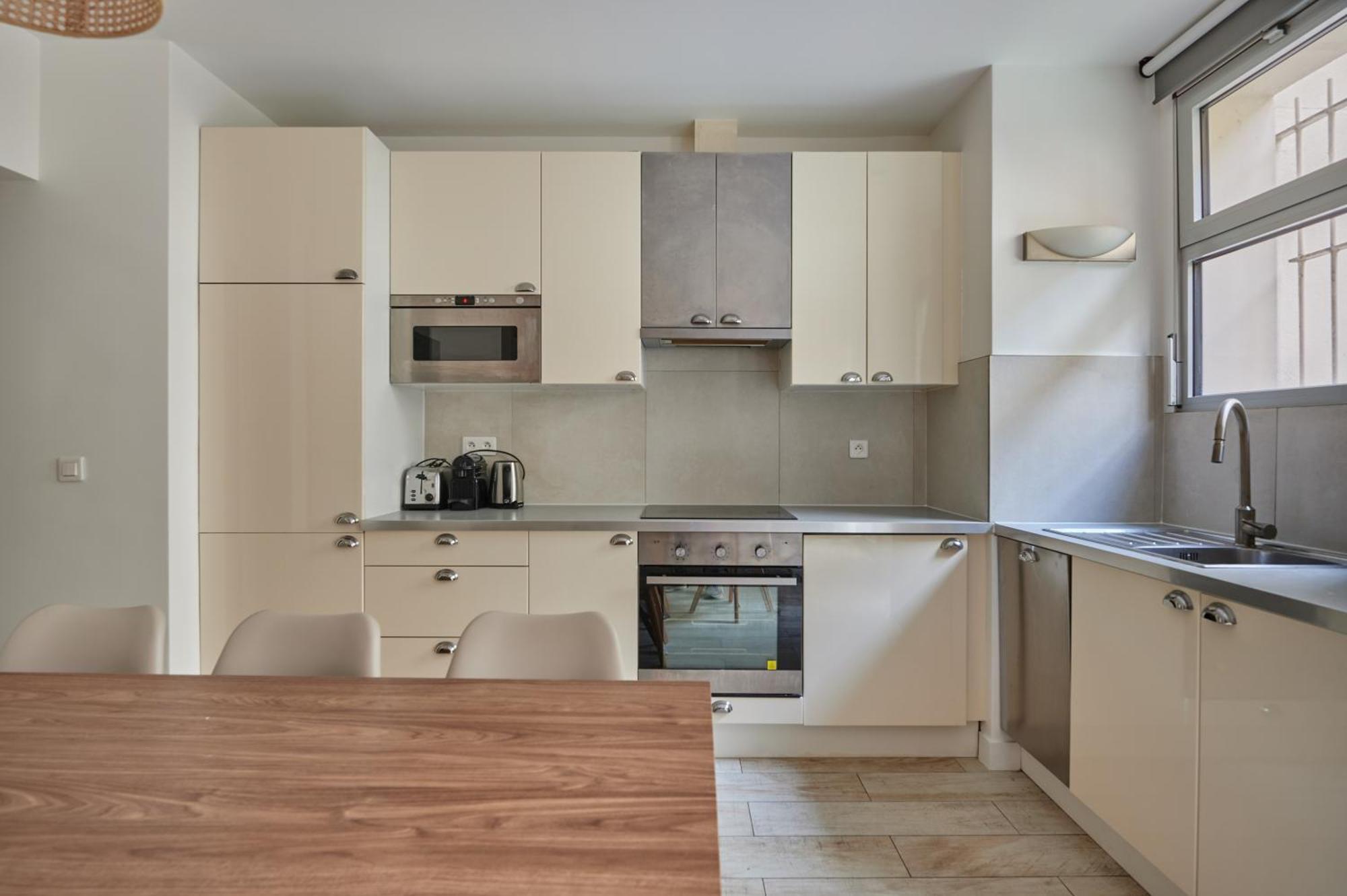 Rent A Room Apartments - Degas Paris Exteriör bild